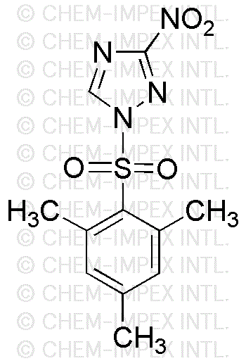 1-(mésitylène-2-sulfonyl)-3-nitro-1H-1,2,4-triazole