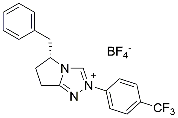 Tetrafluoroborato de (R)-bencil-2-[4-(trifluorometil)fenil]-6,7-dihidro-5H-pirrolo[2,1-c][1,2,4]triazolio