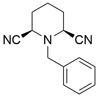 cis-1-benzyl-2,6-dicyanopipéridine