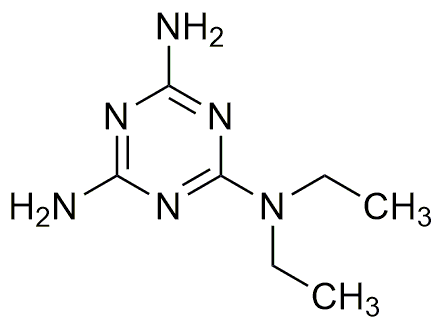 2,4-Diamino-6-diéthylamino-1,3,5-triazine