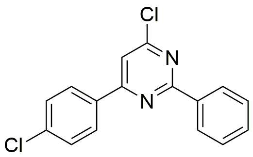 4-Chloro-6-(4-chlorophényl)-2-phénylpyrimidine